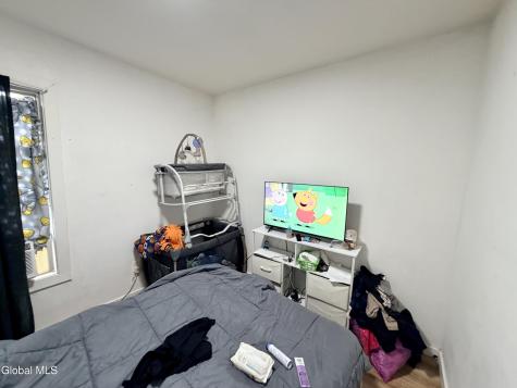 29 Wilson Avenue Amsterdam NY 12010