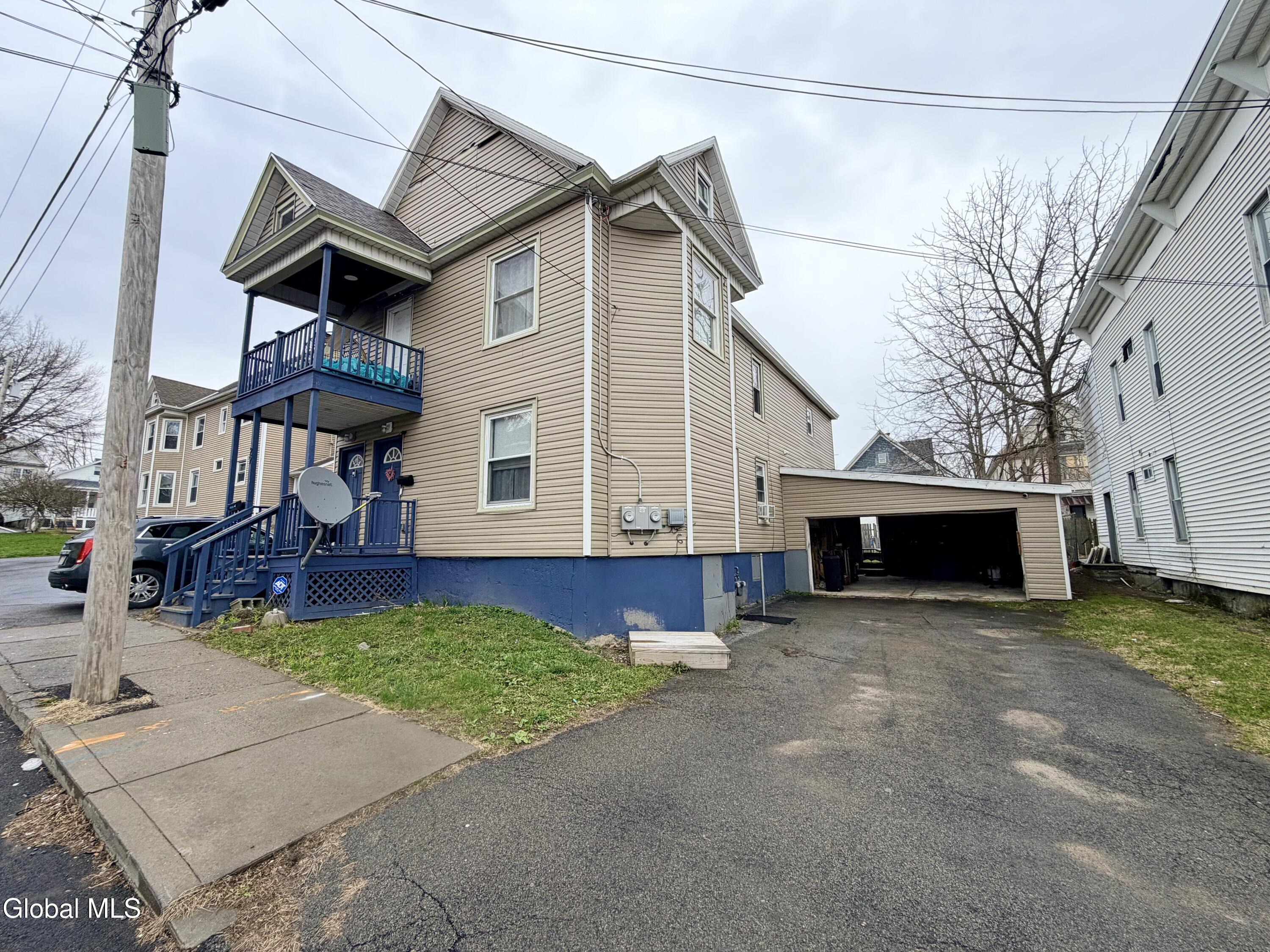 29 Wilson Avenue Amsterdam NY 12010