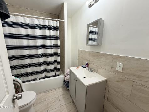29 Wilson Avenue Amsterdam NY 12010