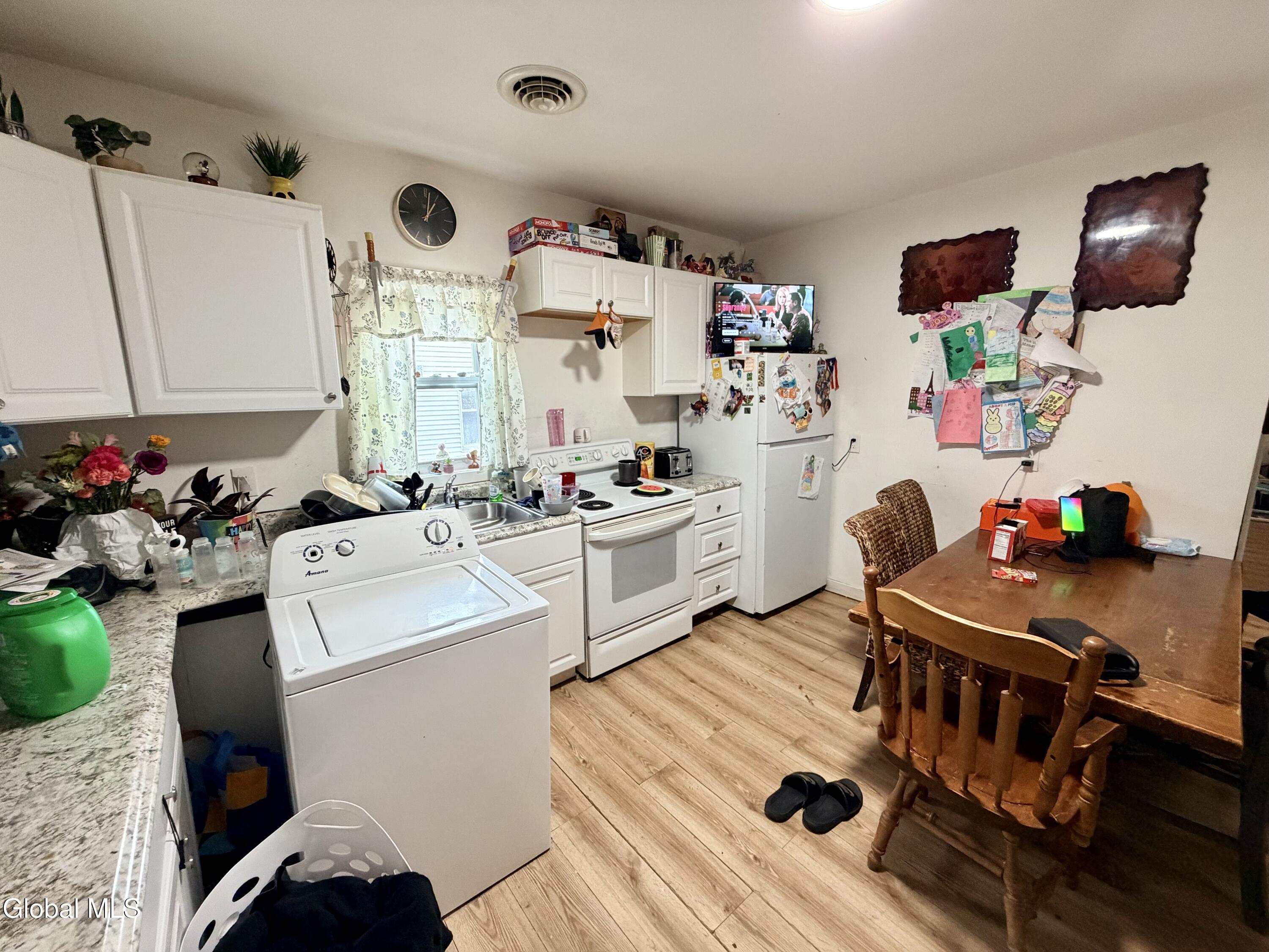 29 Wilson Avenue Amsterdam NY 12010