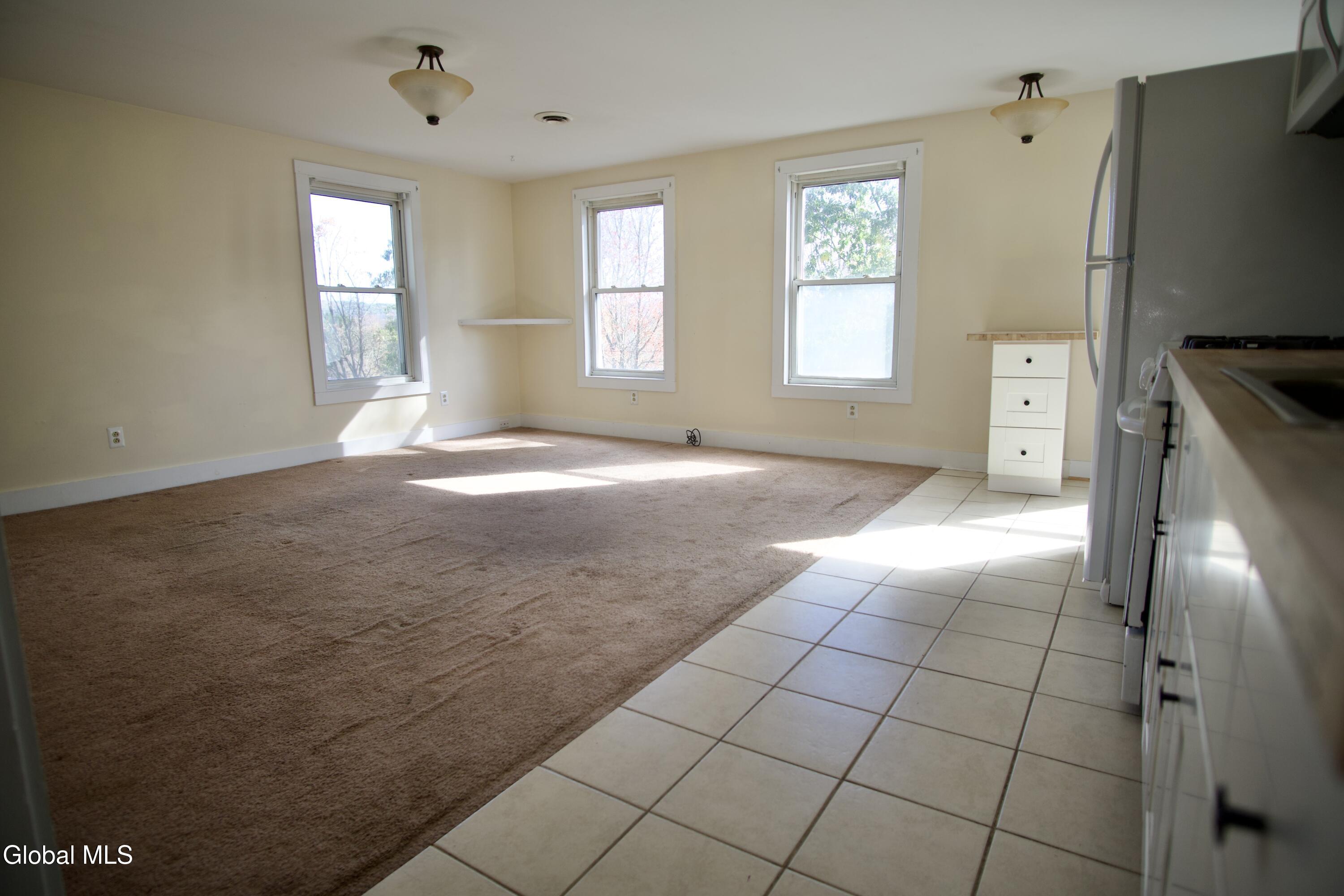44 Greenfield Lane Hampton NY 12837