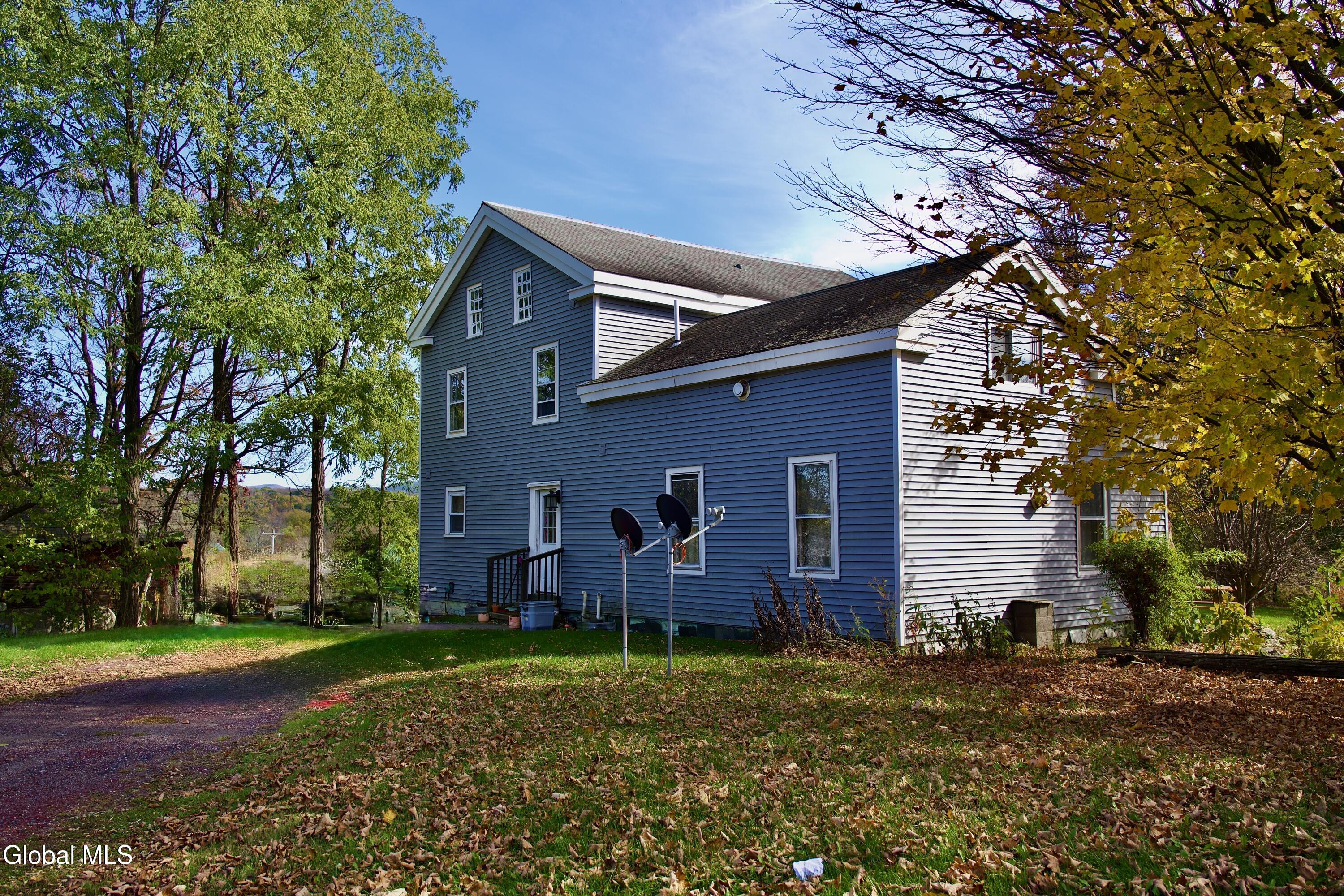 44 Greenfield Lane Hampton NY 12837