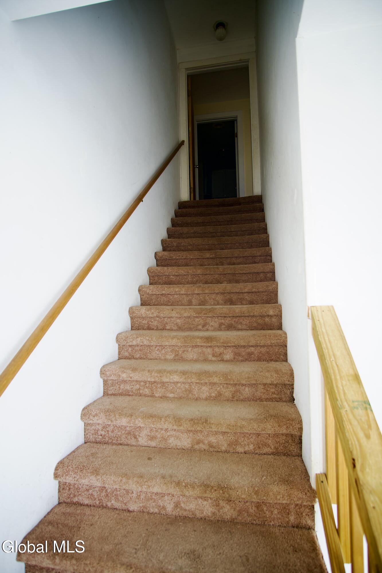 44 Greenfield Lane Hampton NY 12837
