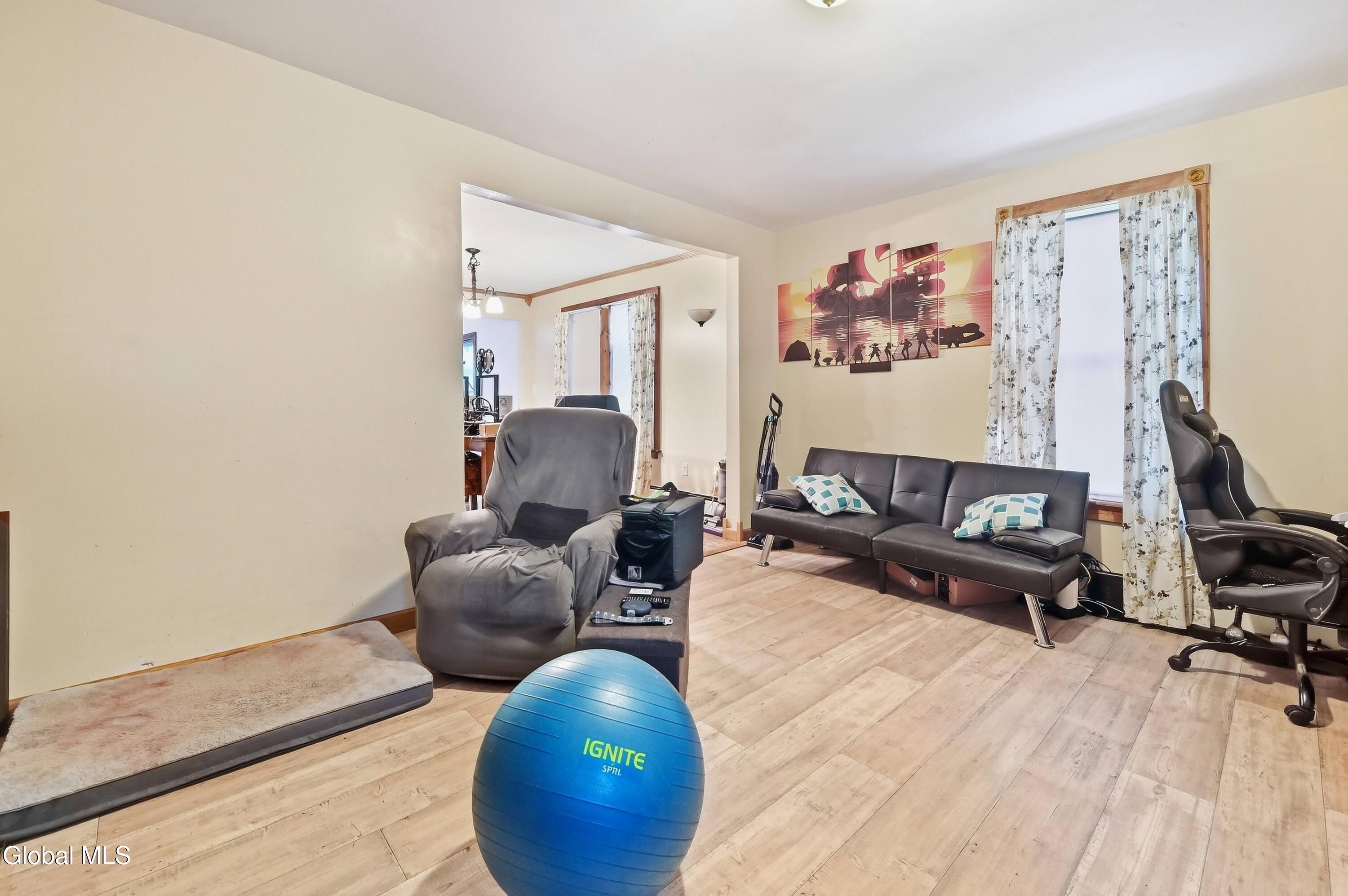 12 E Clinton Street Johnstown NY 12095