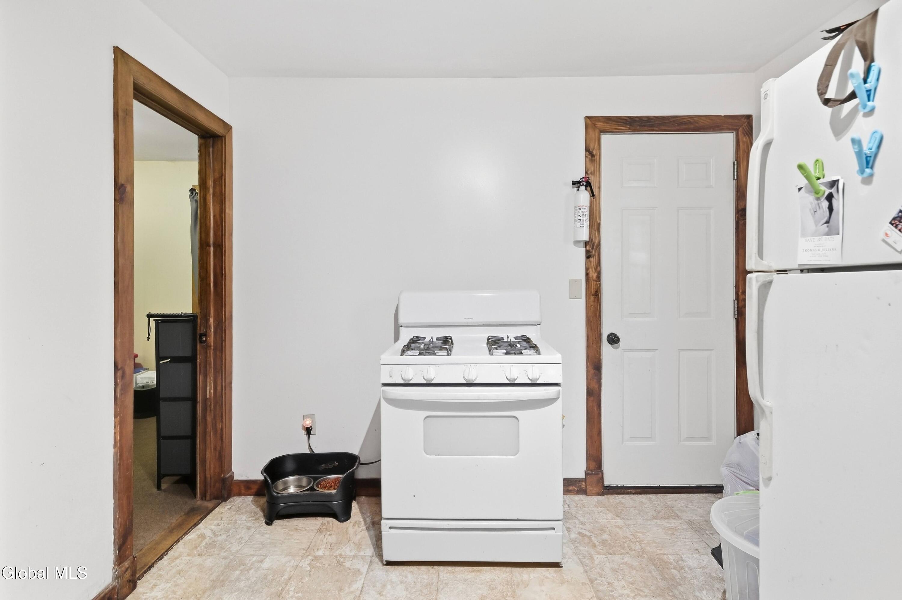 12 E Clinton Street Johnstown NY 12095