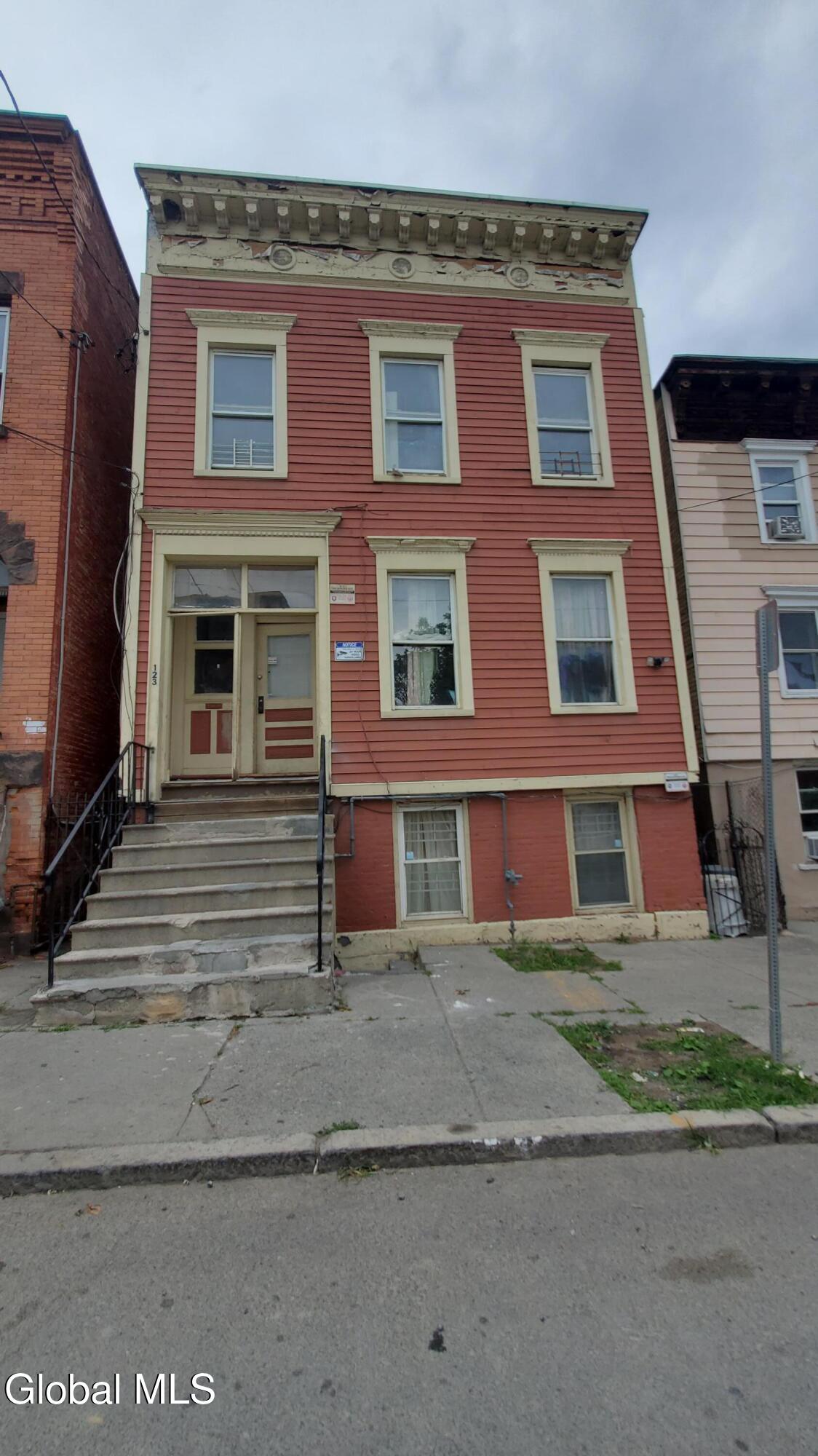 123 Clinton Street Albany NY 12202