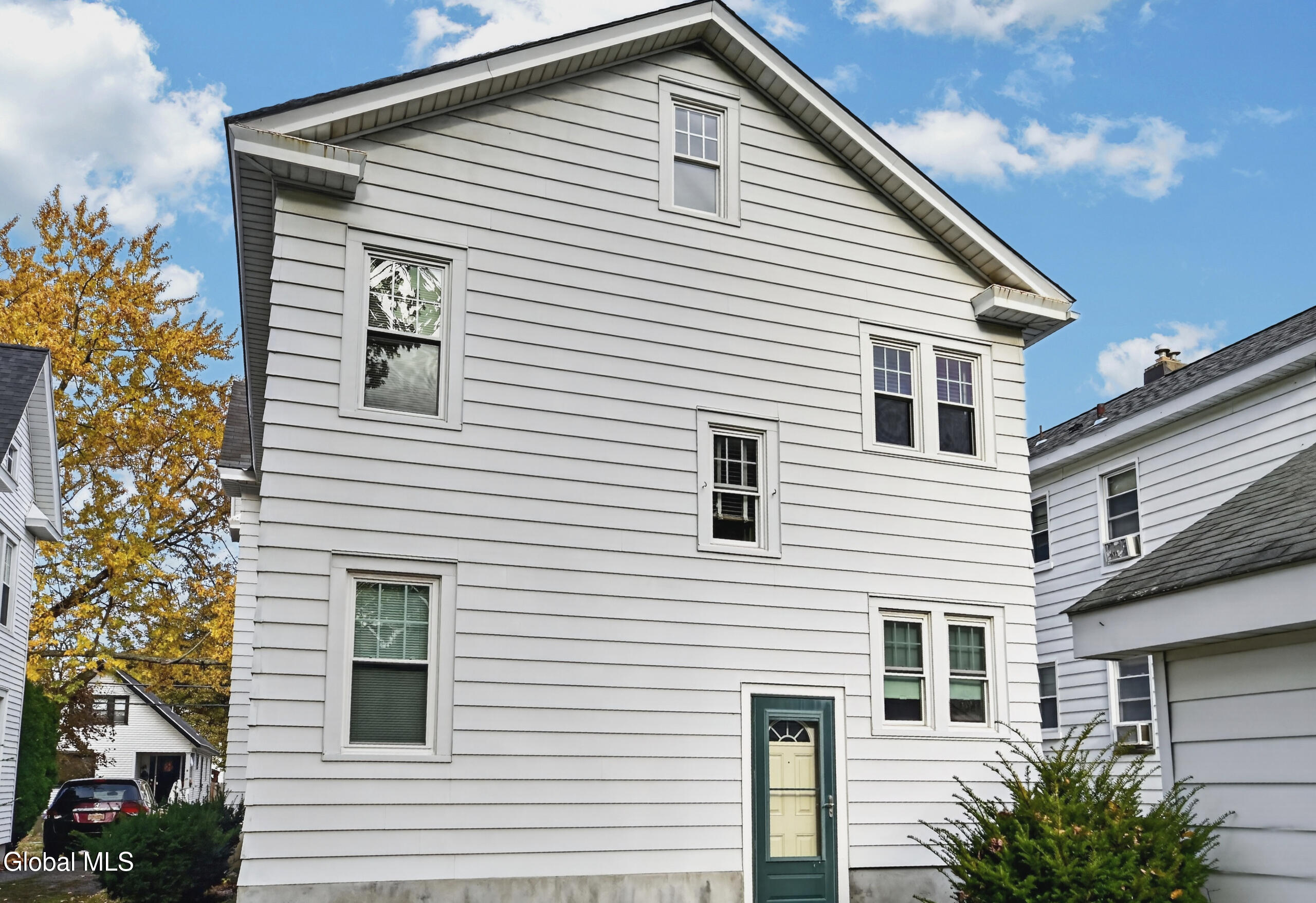 87 Eileen Street Albany NY 12203