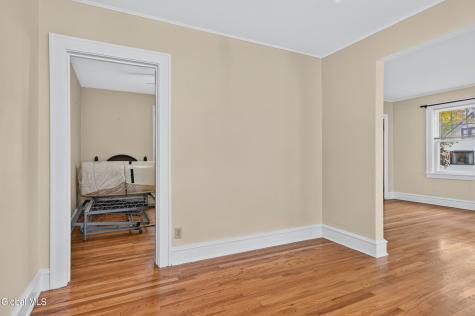 87 Eileen Street Albany NY 12203