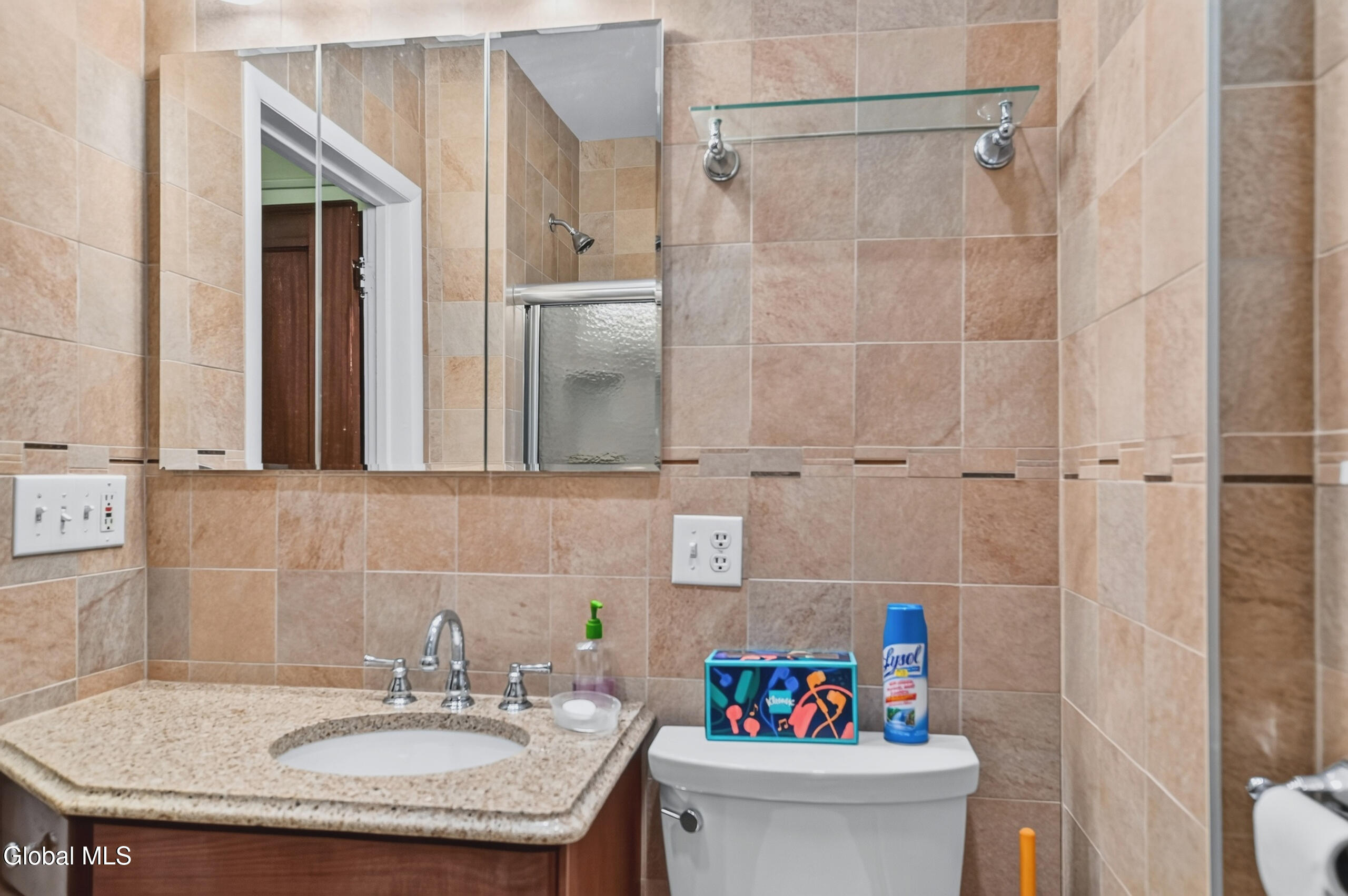 87 Eileen Street Albany NY 12203