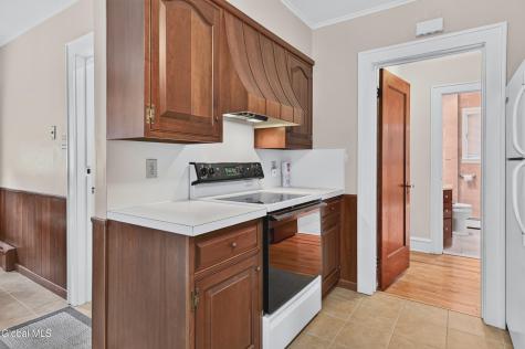 87 Eileen Street Albany NY 12203
