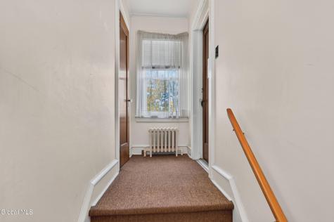 87 Eileen Street Albany NY 12203