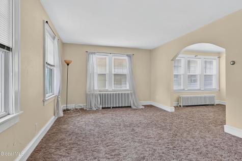 87 Eileen Street Albany NY 12203