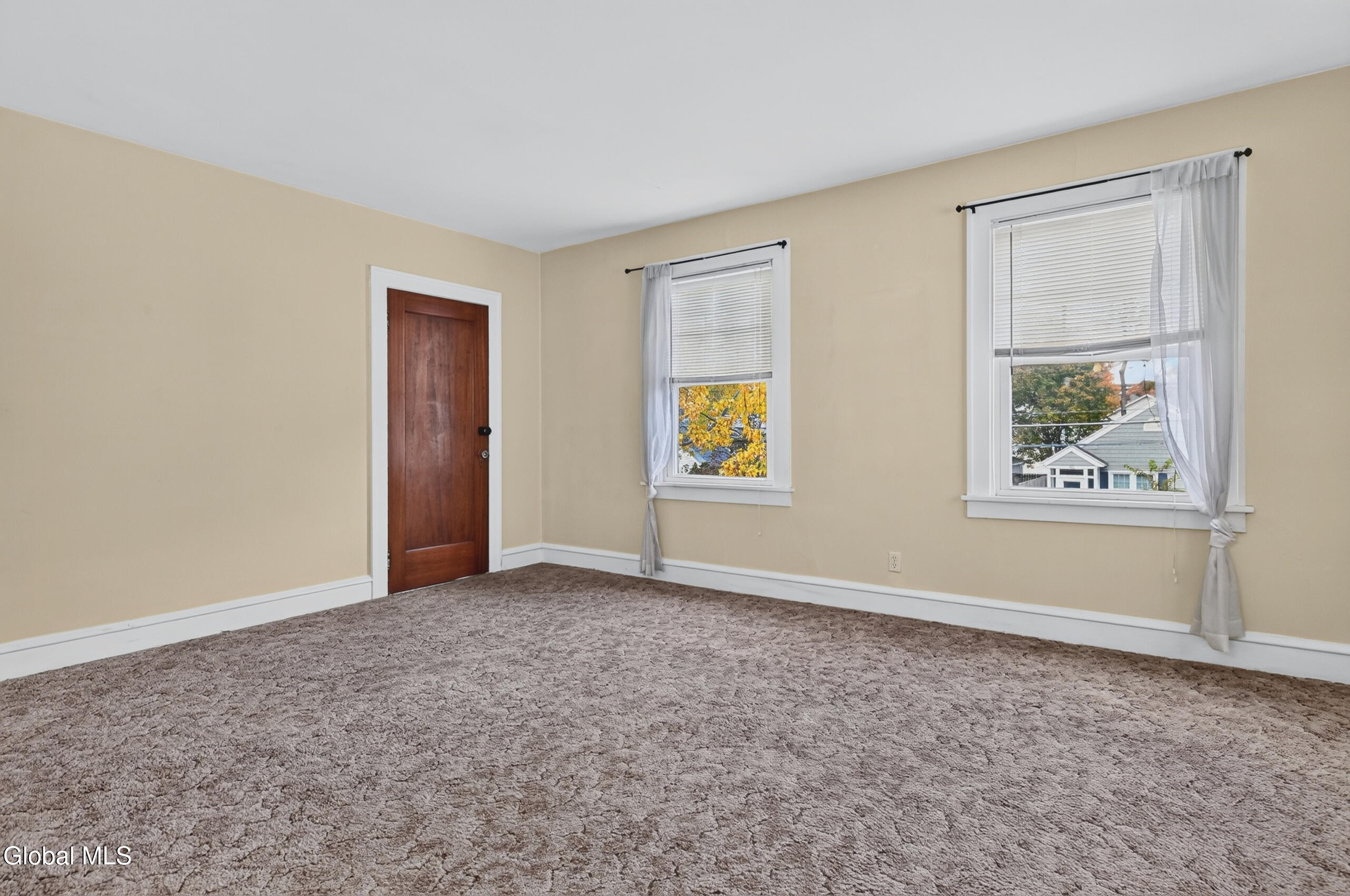 87 Eileen Street Albany NY 12203