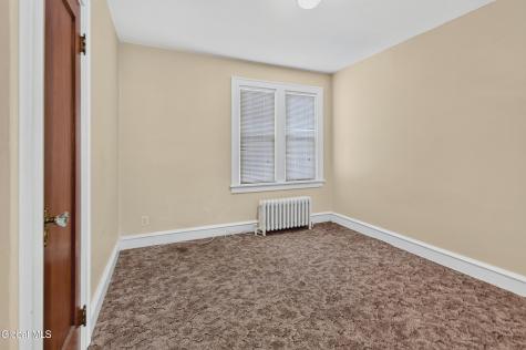 87 Eileen Street Albany NY 12203