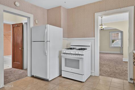 87 Eileen Street Albany NY 12203