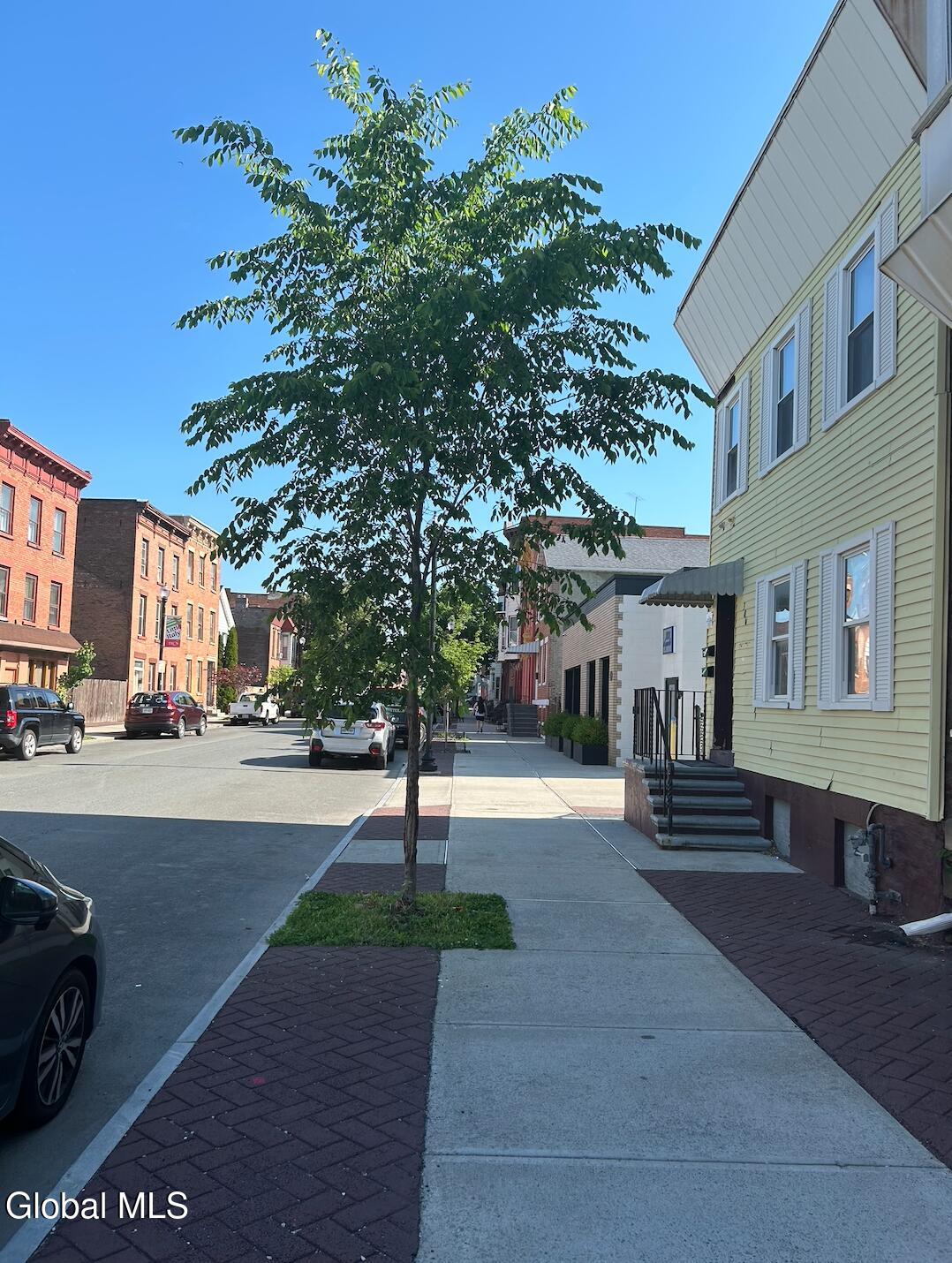 306 4th Troy NY 12180