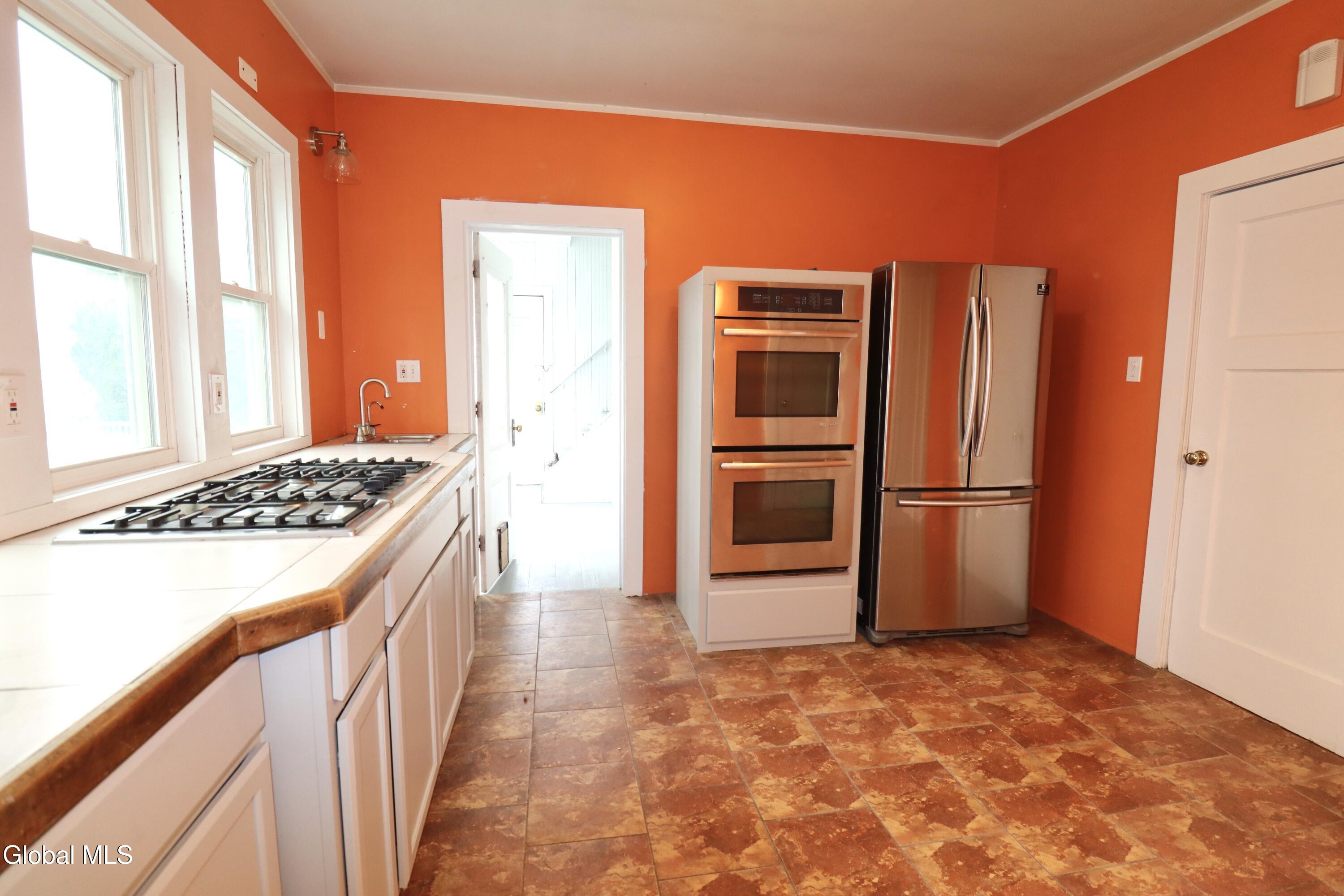 28 Stewart Street Amsterdam NY 12010