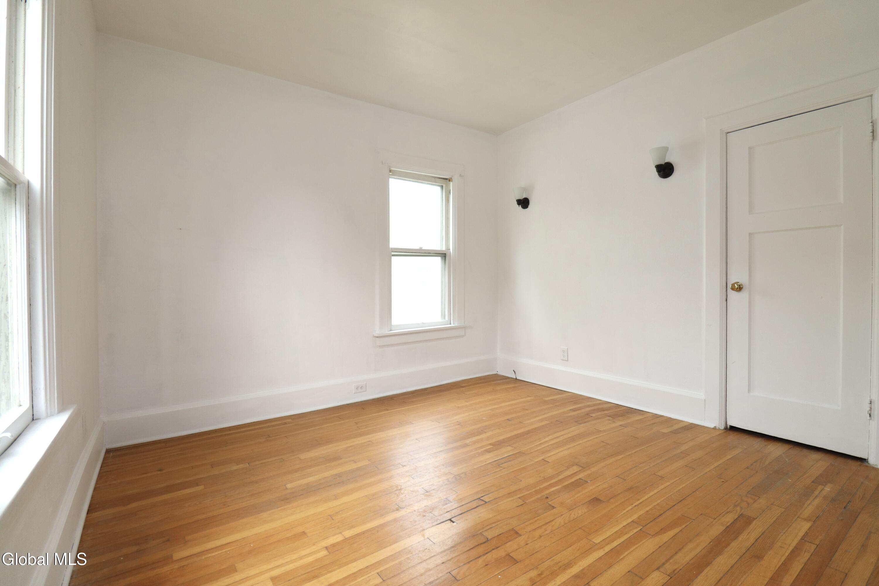 28 Stewart Street Amsterdam NY 12010