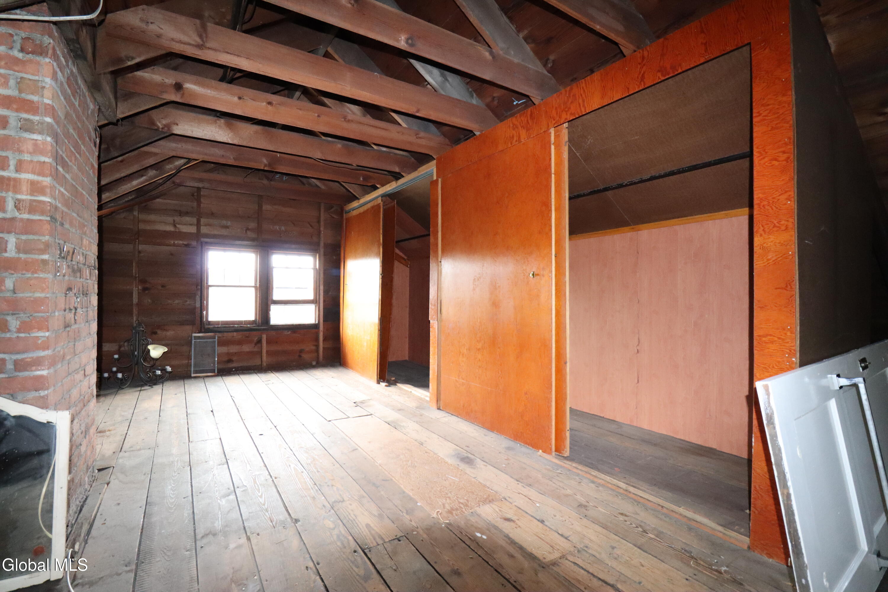 28 Stewart Street Amsterdam NY 12010