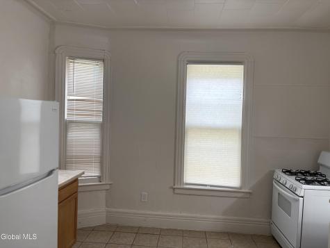 314 Georgetta Dix Schenectady NY 12307