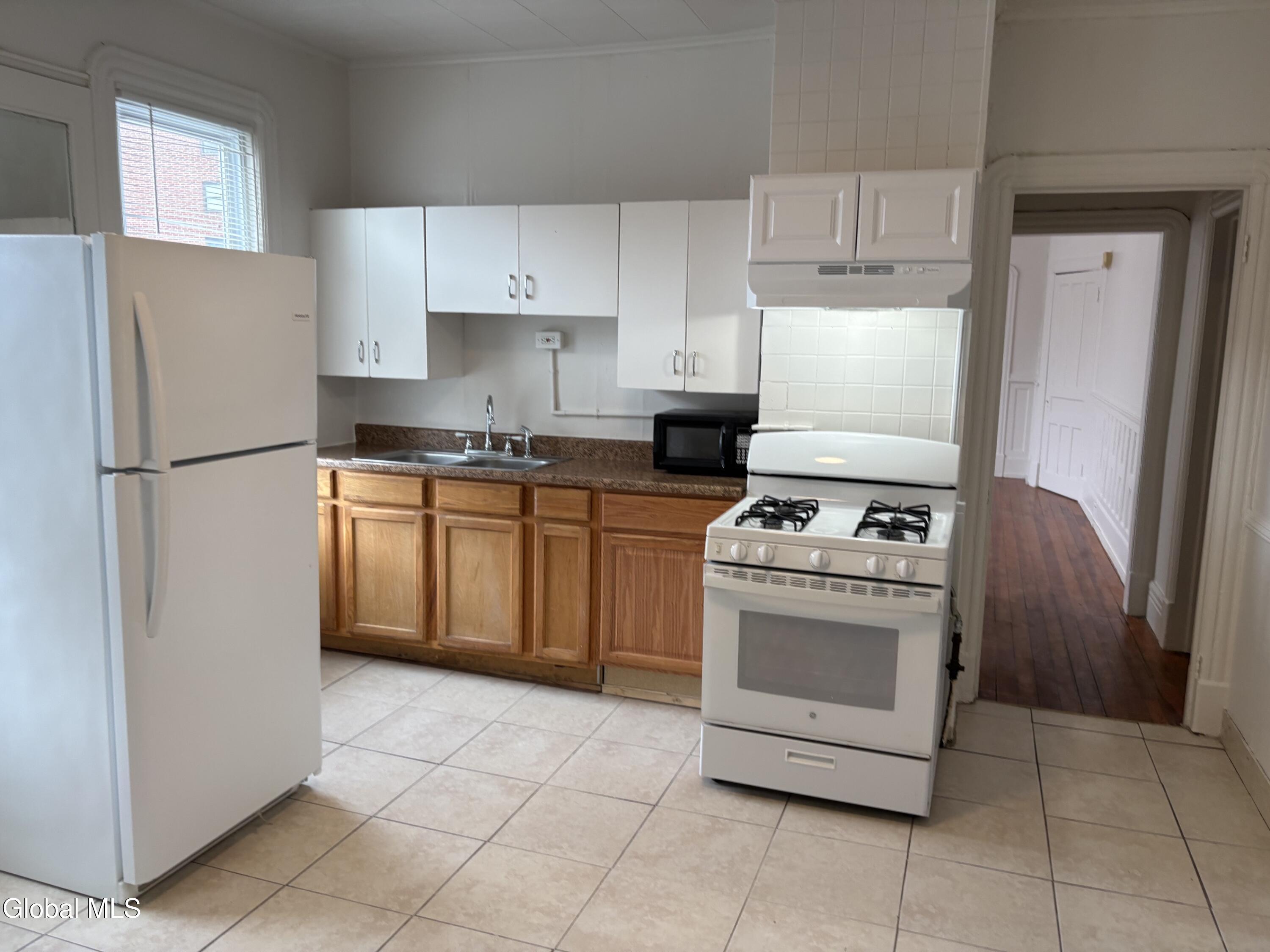 314 Georgetta Dix Schenectady NY 12307