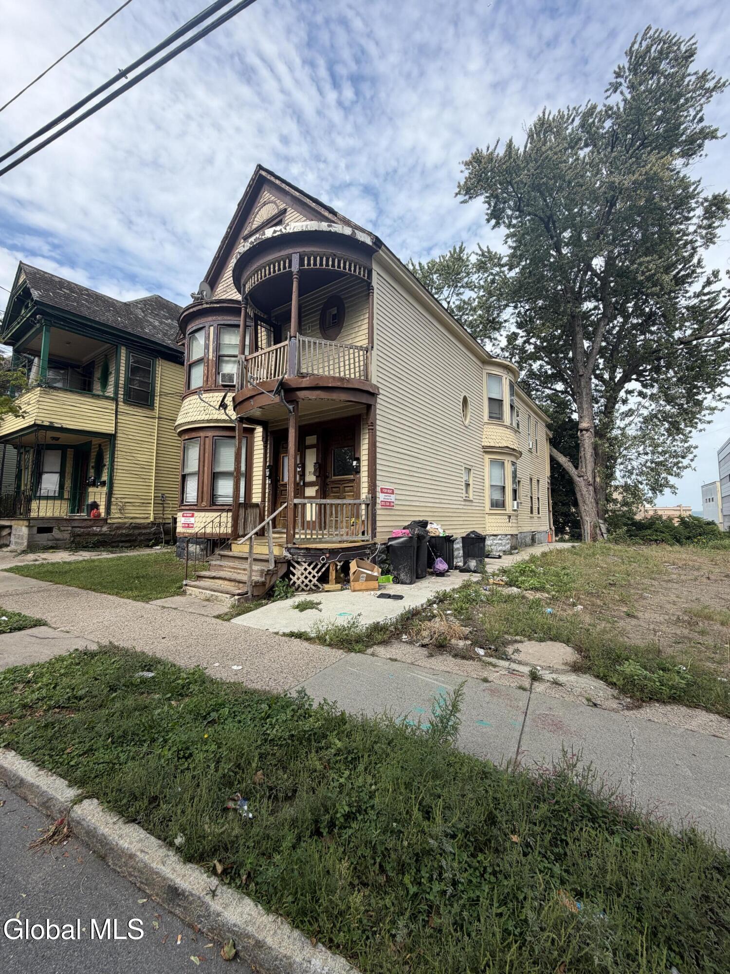 314 Georgetta Dix Schenectady NY 12307