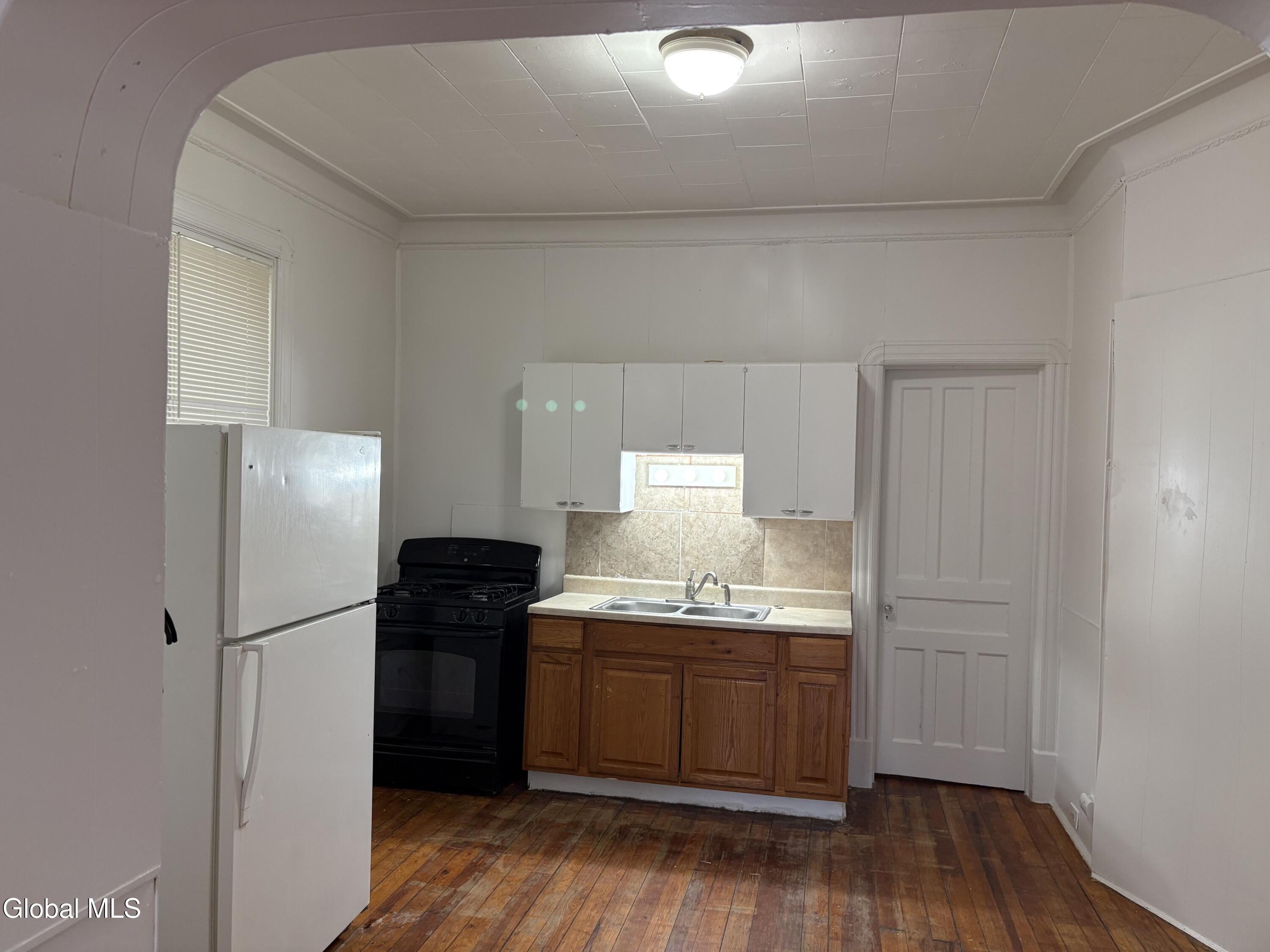 314 Georgetta Dix Schenectady NY 12307