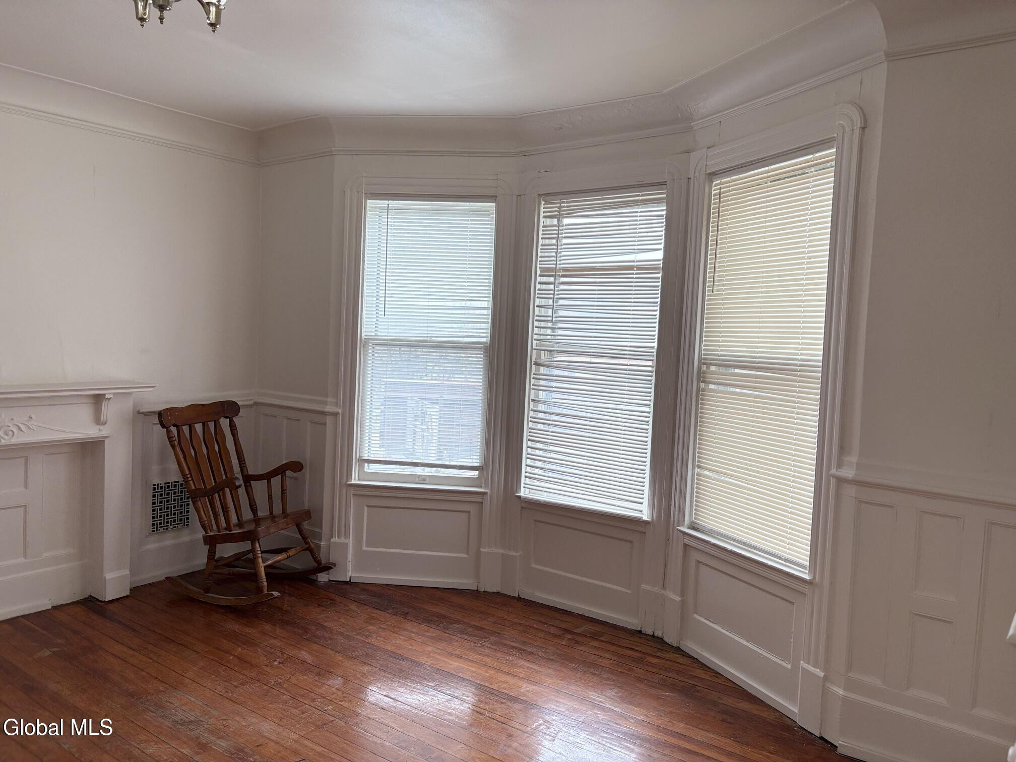 314 Georgetta Dix Schenectady NY 12307