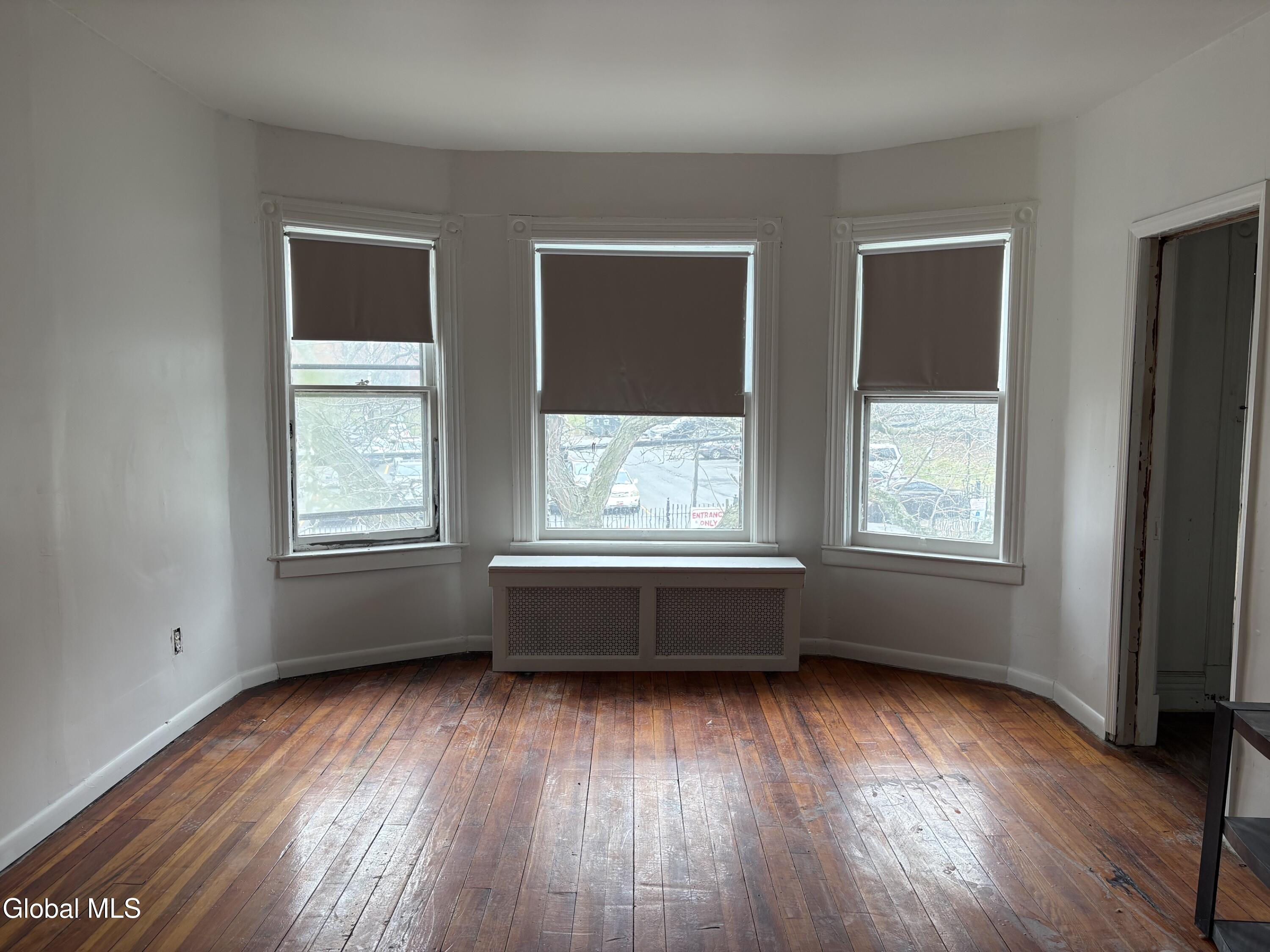 314 Georgetta Dix Schenectady NY 12307