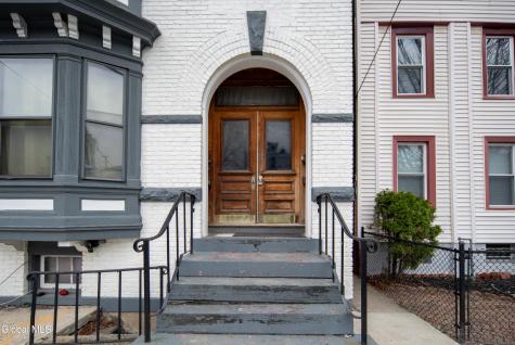 318 1st Street Troy NY 12180