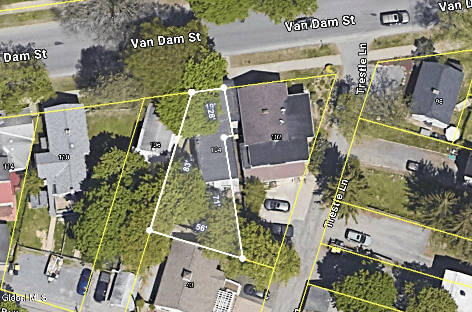 104 Van Dam Street Saratoga Springs NY 12866