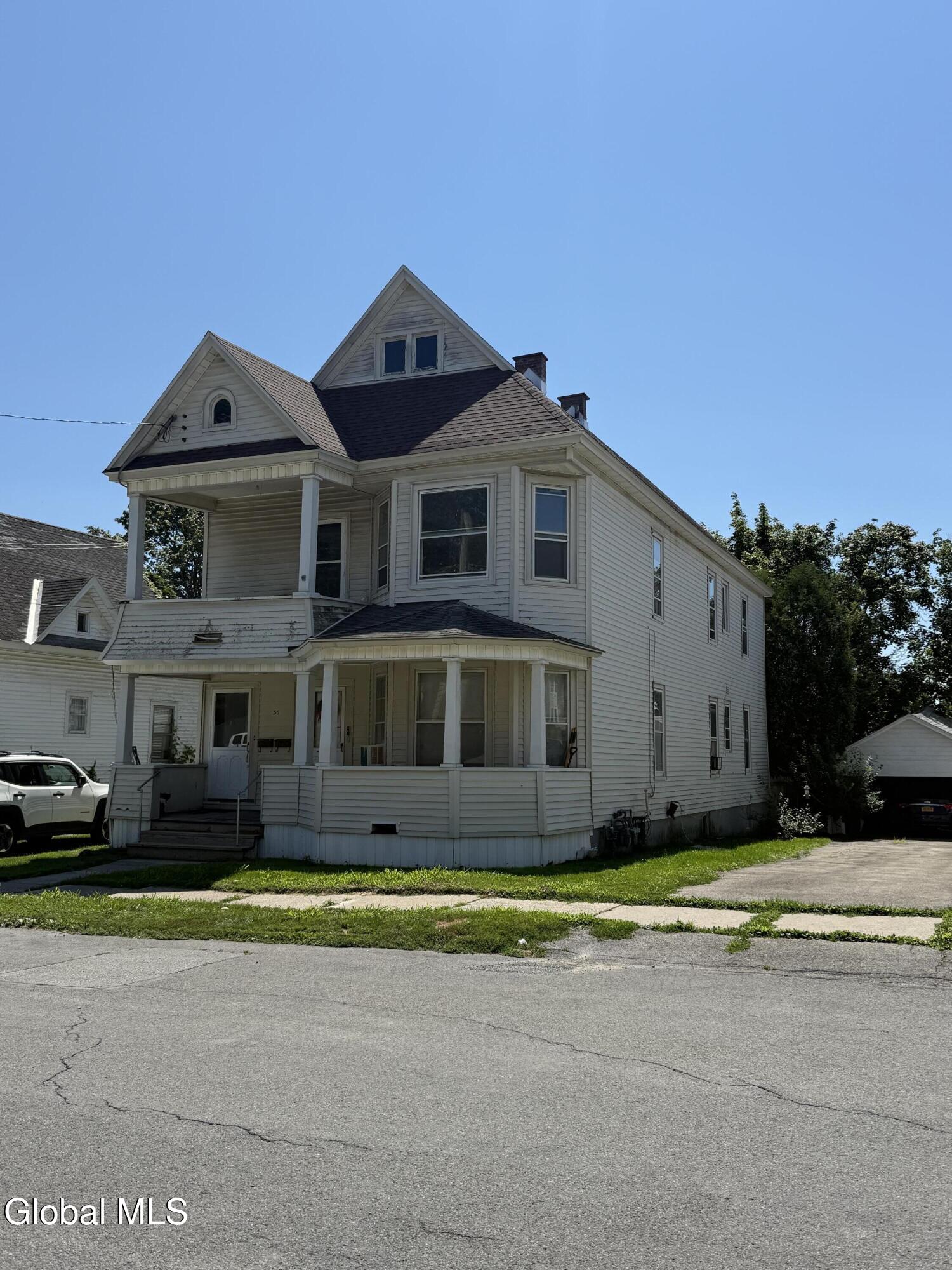 30 Mcclellan Avenue Amsterdam NY 12010
