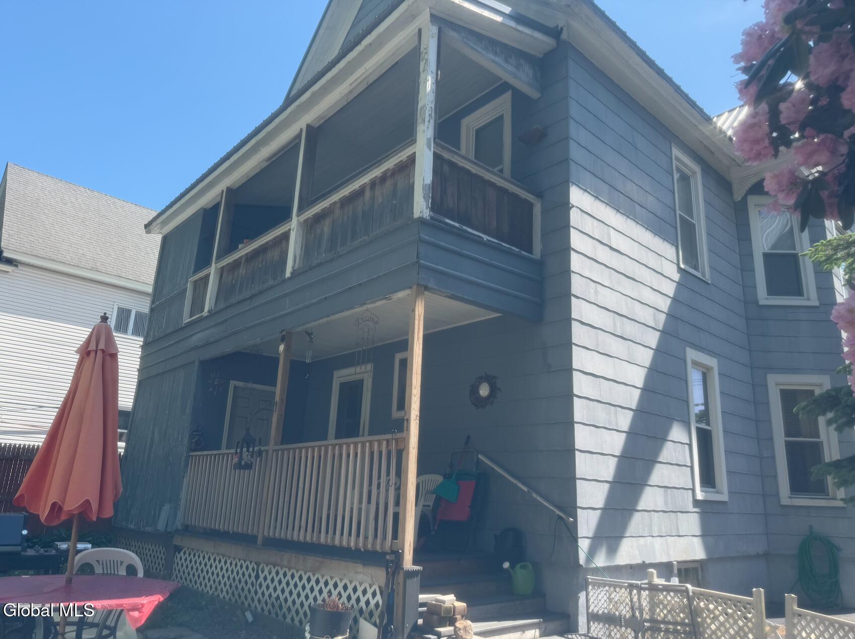 406-408 Locust Avenue Amsterdam NY 12010