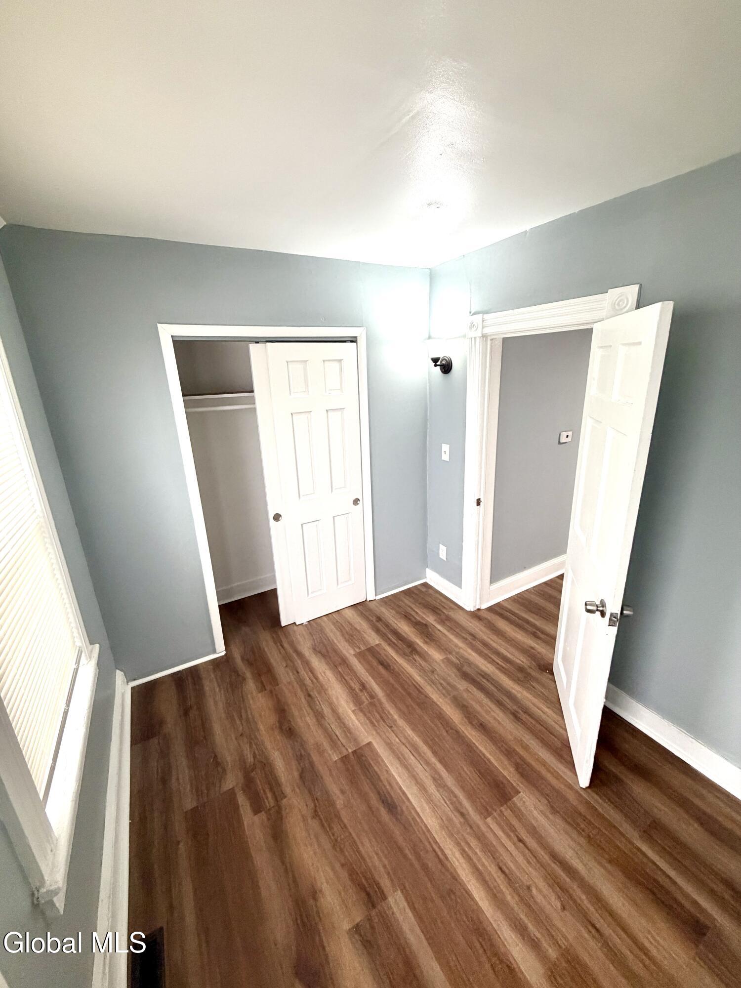 884 Yorkston Street Schenectady NY 12303