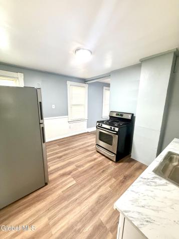 884 Yorkston Street Schenectady NY 12303