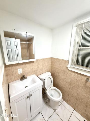 884 Yorkston Street Schenectady NY 12303