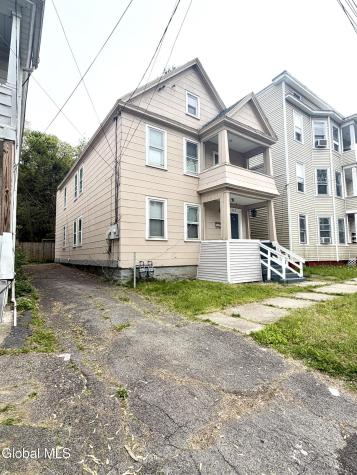 884 Yorkston Street Schenectady NY 12303