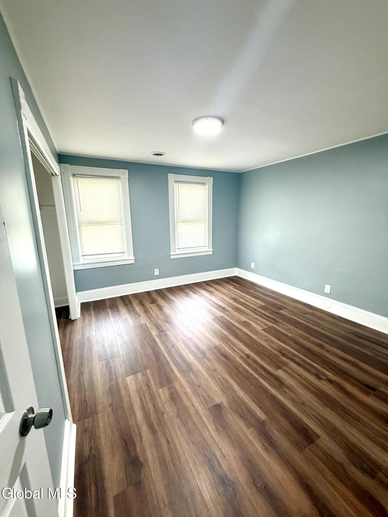 884 Yorkston Street Schenectady NY 12303