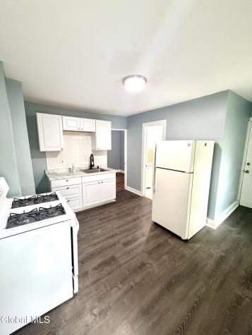 884 Yorkston Street Schenectady NY 12303