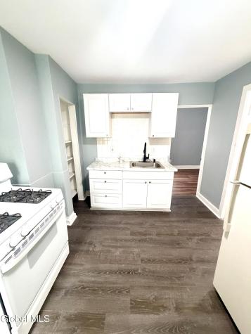 884 Yorkston Street Schenectady NY 12303