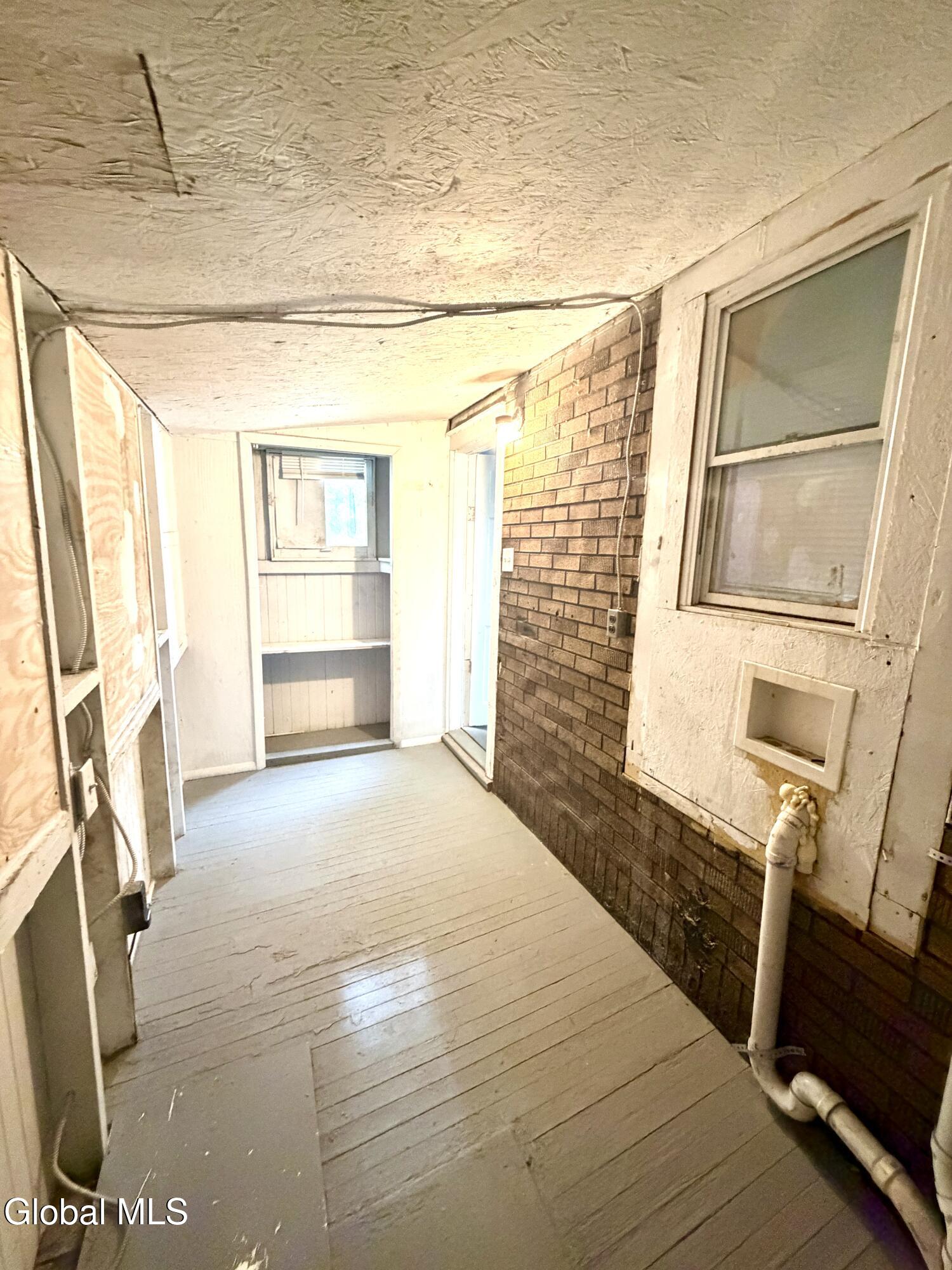 884 Yorkston Street Schenectady NY 12303