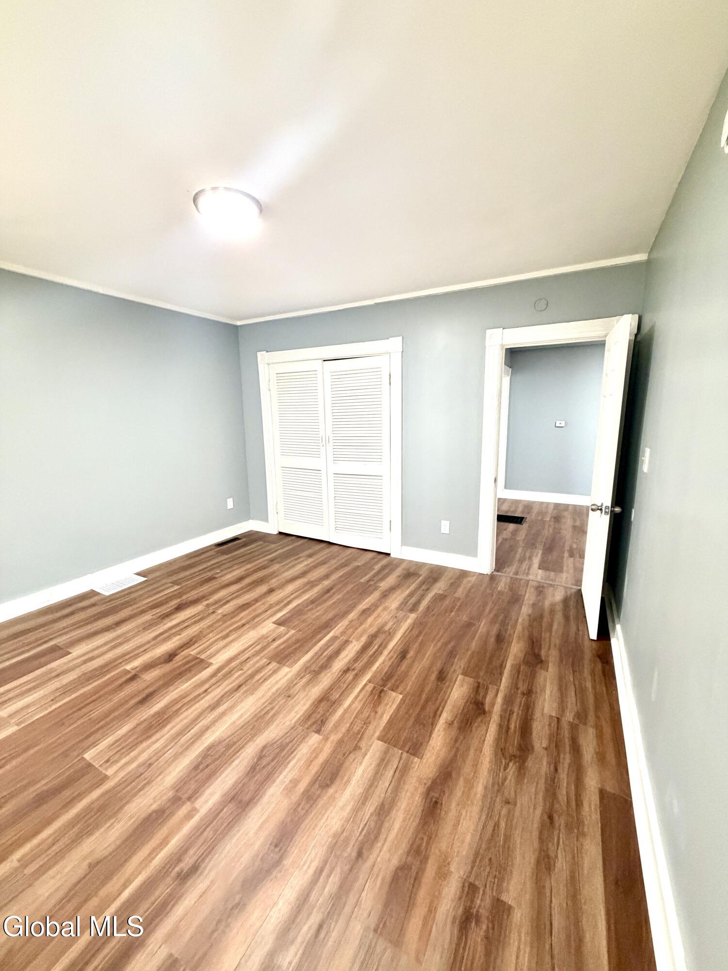 884 Yorkston Street Schenectady NY 12303