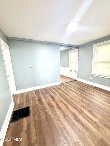 884 Yorkston Street Schenectady NY 12303
