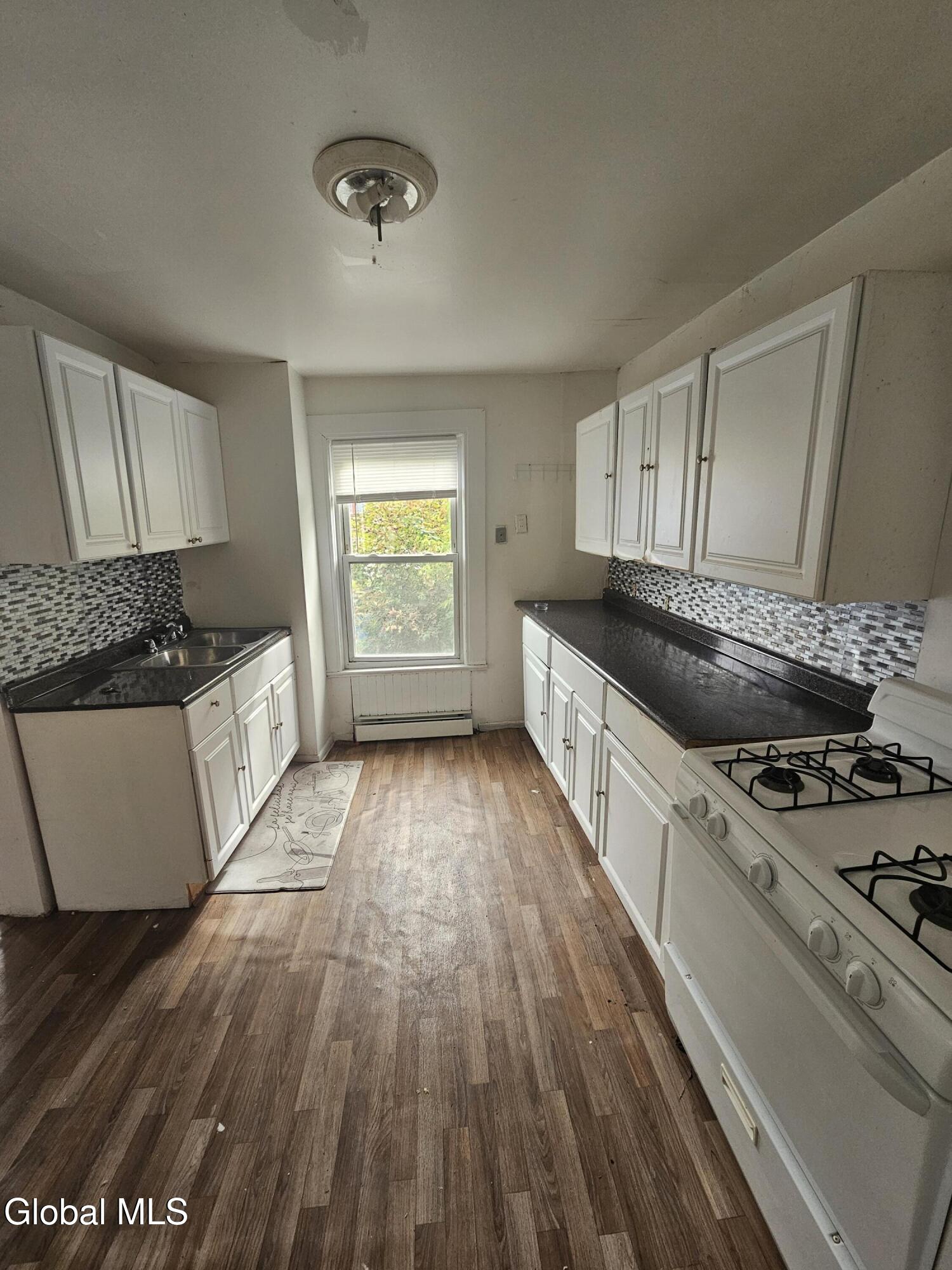 70 Saratoga Avenue Waterford NY 12188