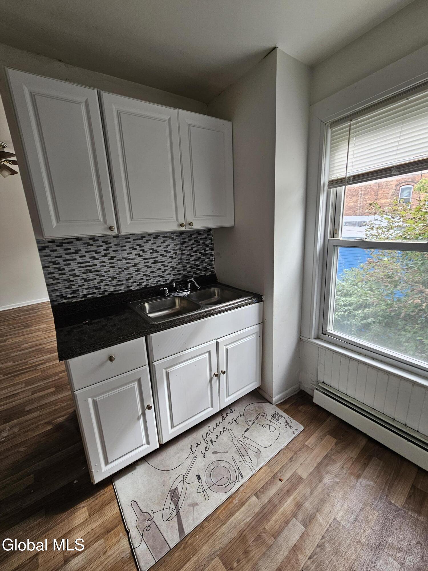 70 Saratoga Avenue Waterford NY 12188