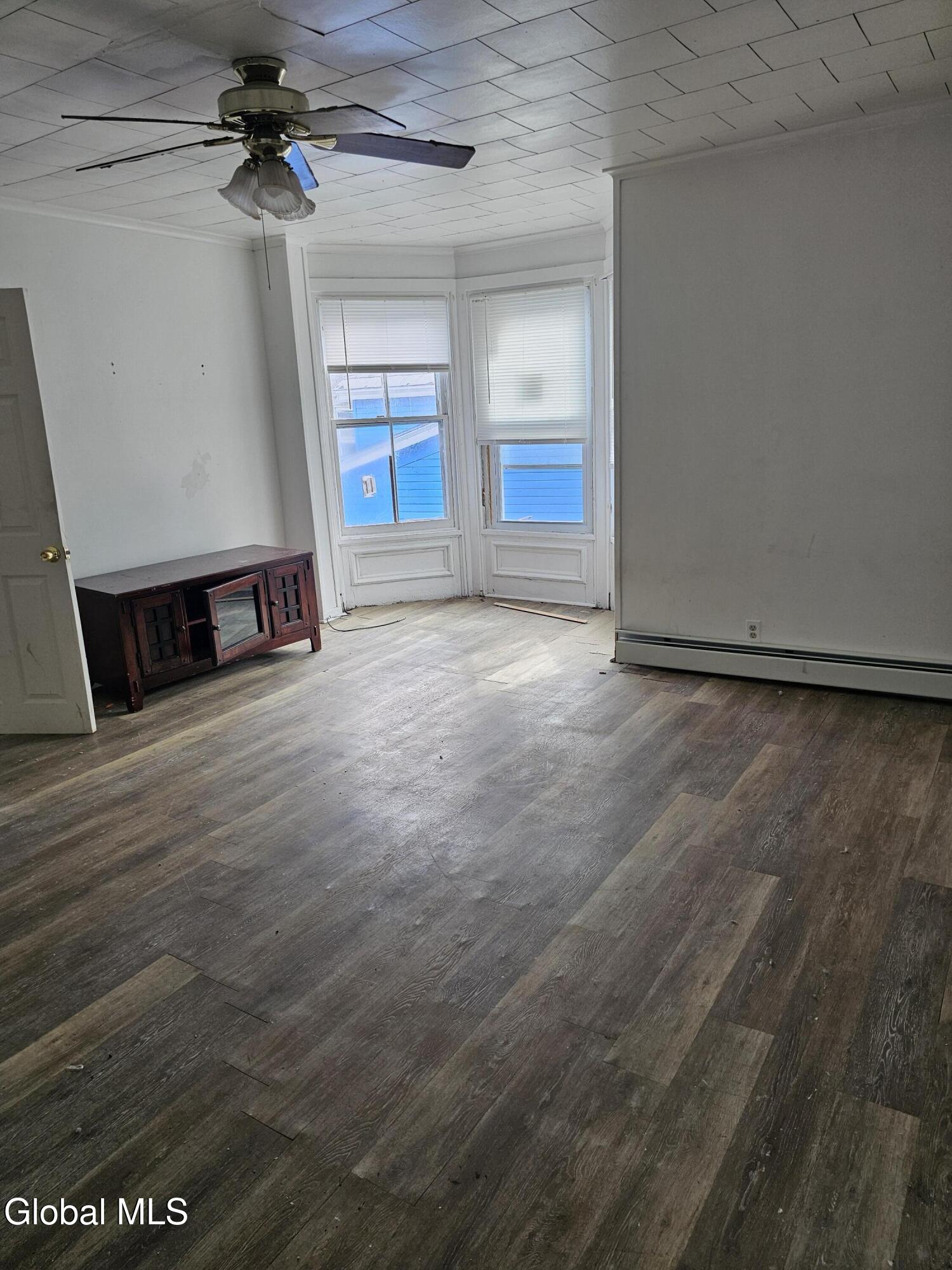 70 Saratoga Avenue Waterford NY 12188