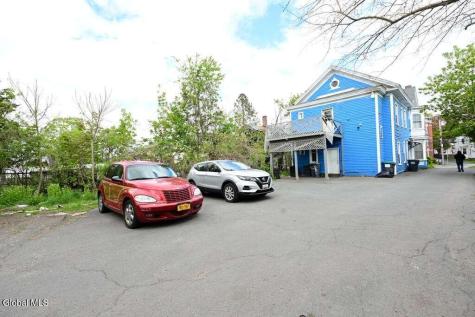 70 Saratoga Avenue Waterford NY 12188