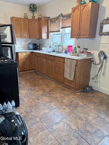 34 3rd Avenue Gloversville NY 12078