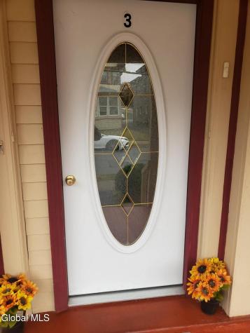 34 3rd Avenue Gloversville NY 12078