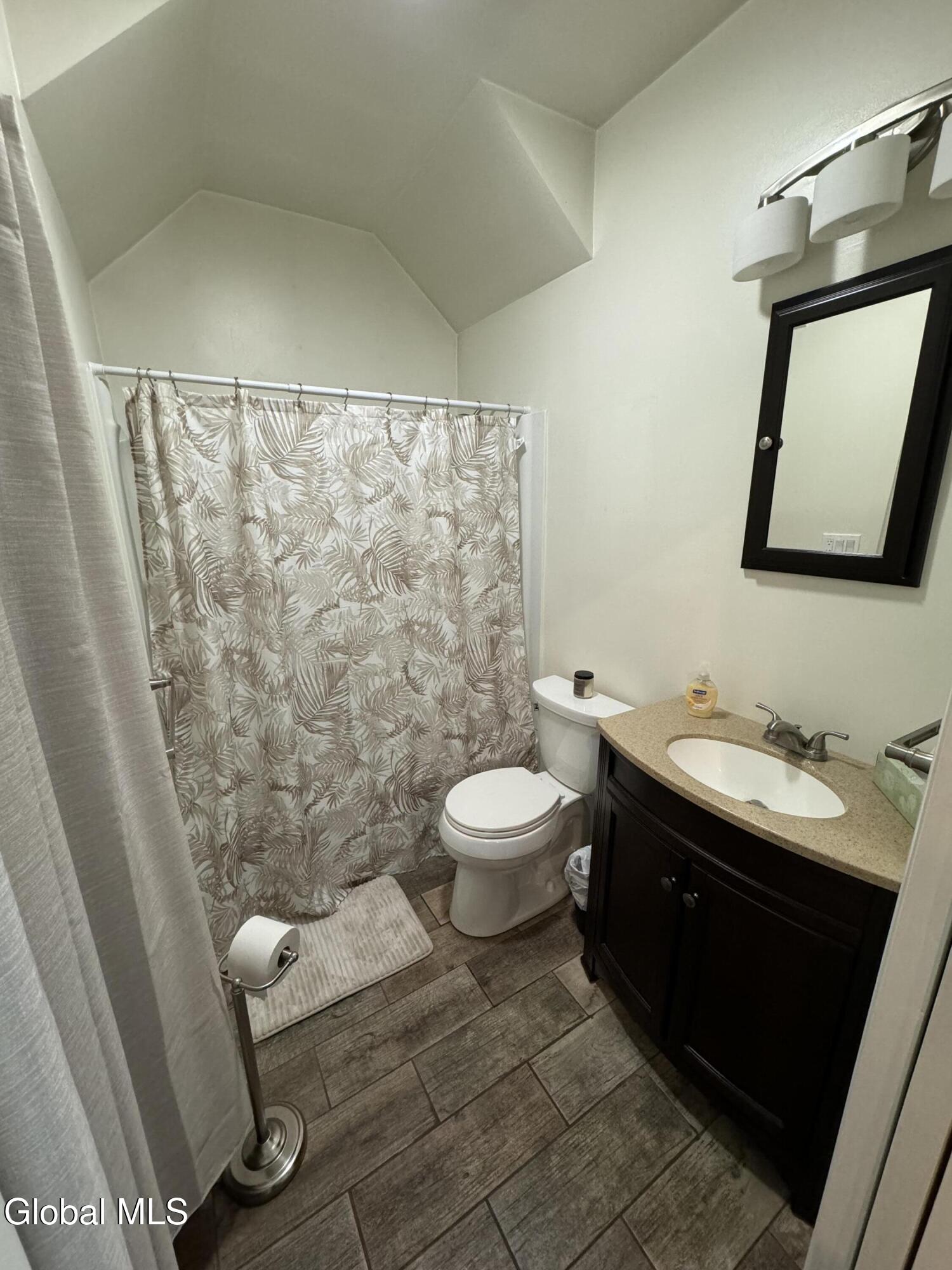 39 Irving Street Albany NY 12202
